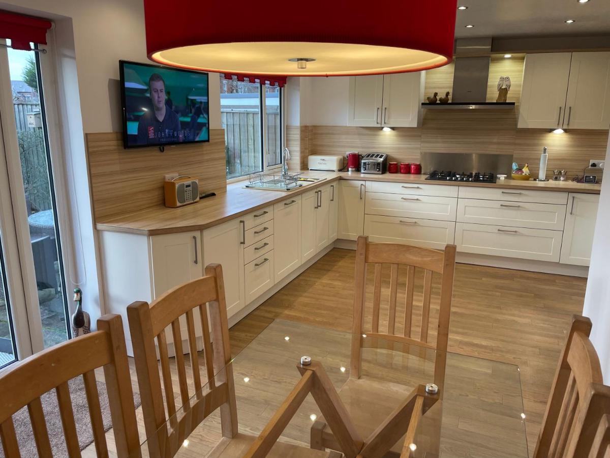 'Sounion' - Fabulous, Spacious Modern House With Large Private Garden In Leafy Lytham Lytham St Annes Exterior foto